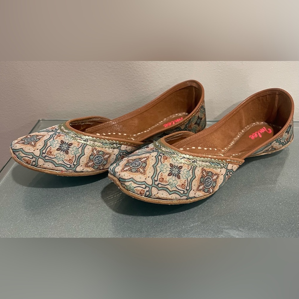 NWOT Size 38 Ethnic Indian Party Shoes